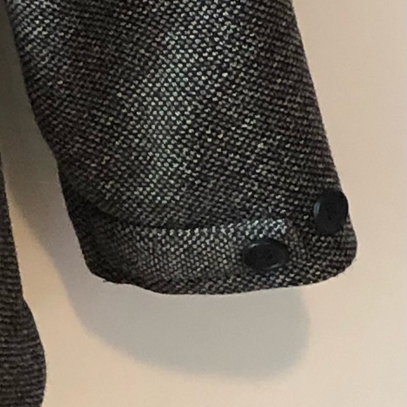 Classic Houndstooth Blazer - Picture 4 of 7